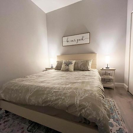 Local Modern Getaway - Ground Floor Apartment คลีฟแลนด์ ภายนอก รูปภาพ